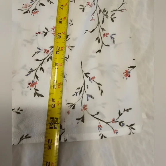 Reitmans Signature Womens Floral Sleeveless Blouse Top Cap Sleeve SZ L - Picture 4 of 10